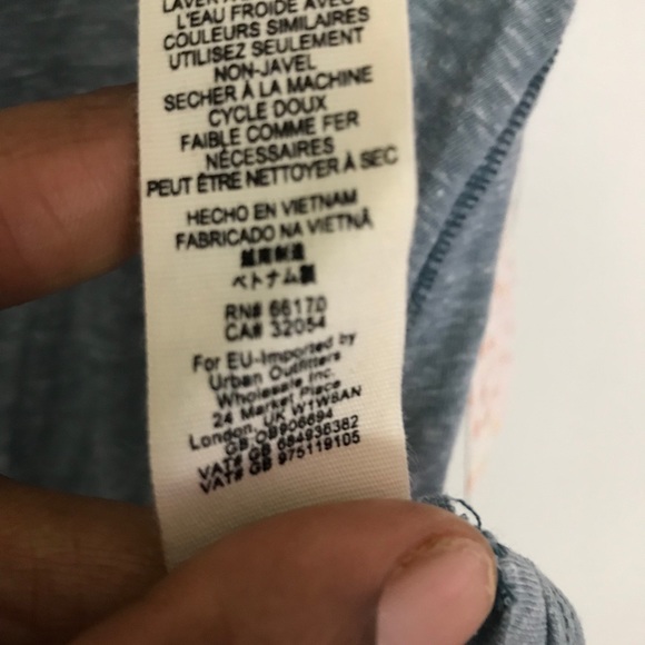 Free People All You Need Tee V Neck Short Sleeve Loose Fit Size XS Blue NWT - Picture 9 of 13